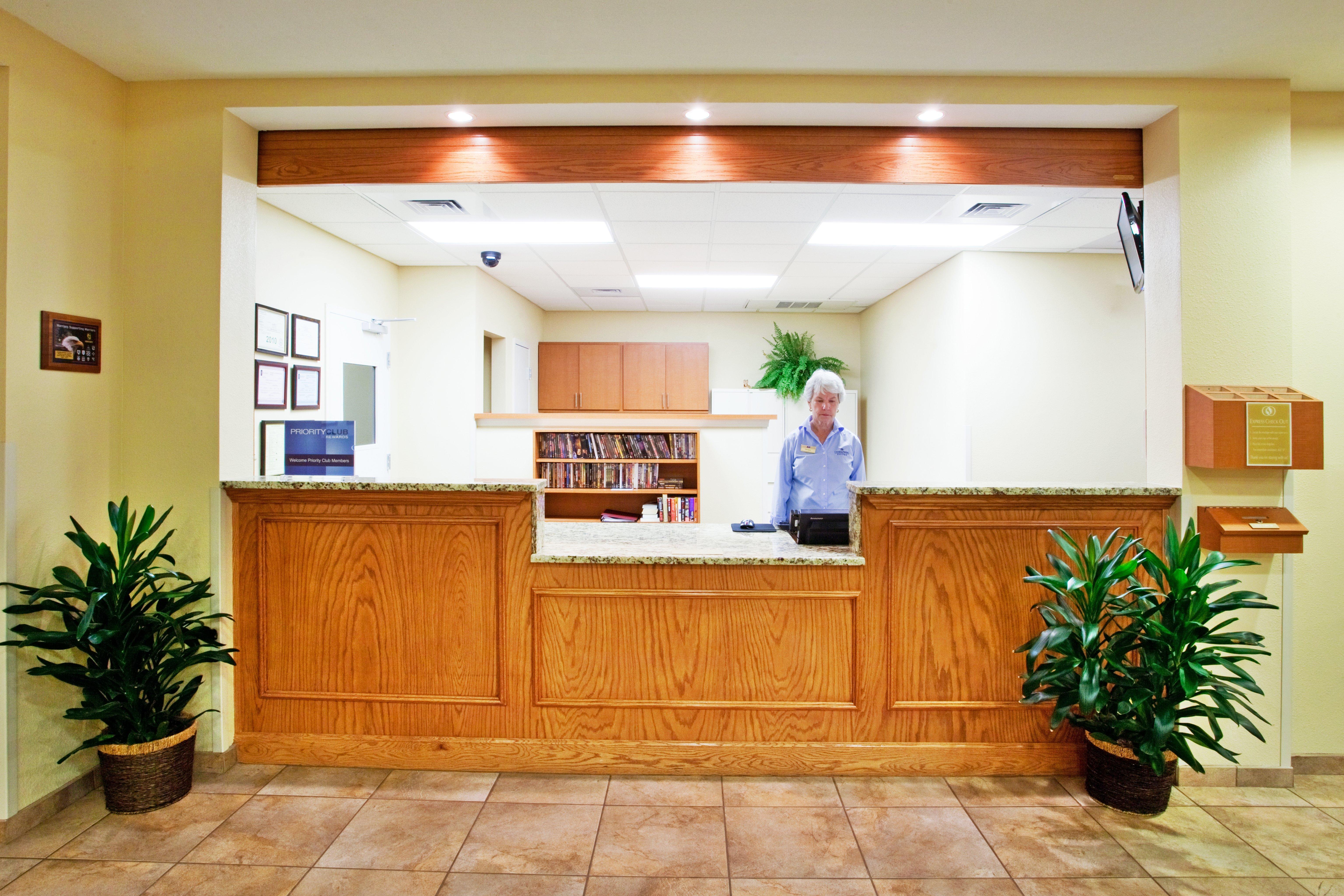 Candlewood Suites - Columbus, An Ihg Hotel Интерьер фото